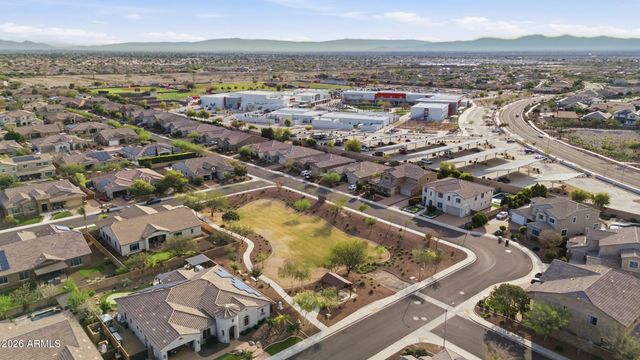 9393 W DALEY Lane, Peoria, AZ 85383