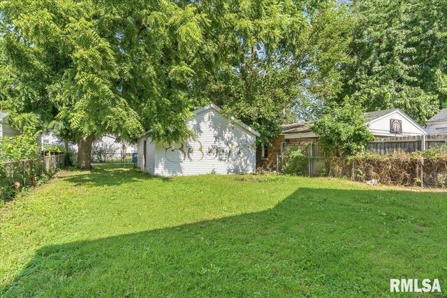 2317 S 9th Street, Springfield, IL 62703
