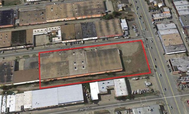134 Pittsburg Street, Dallas, TX 75207
