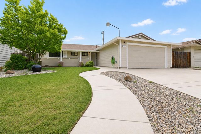 5532 Manzanita Ave, Carmichael, CA 95608