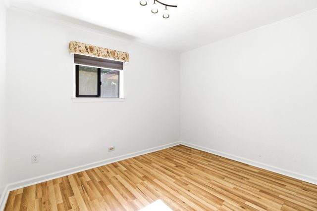 5532 Manzanita Ave, Carmichael, CA 95608