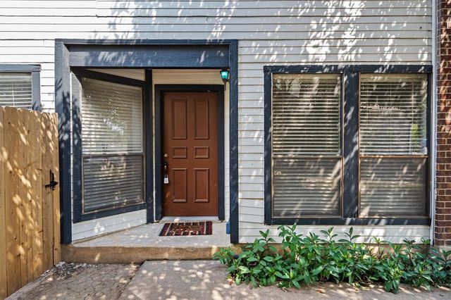 13357 Water Oak LN B, Austin, TX 78729