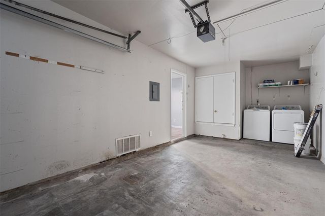 13357 Water Oak LN B, Austin, TX 78729