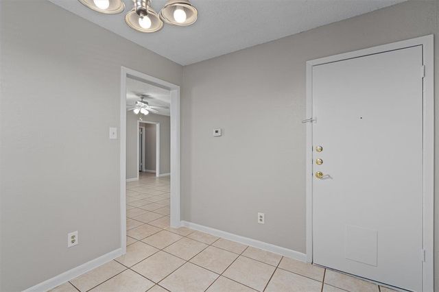 13357 Water Oak LN B, Austin, TX 78729