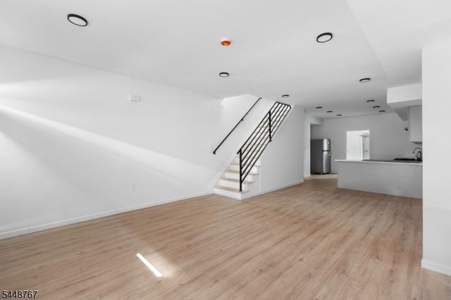 43 Cortland St, Newark City, NJ 07105