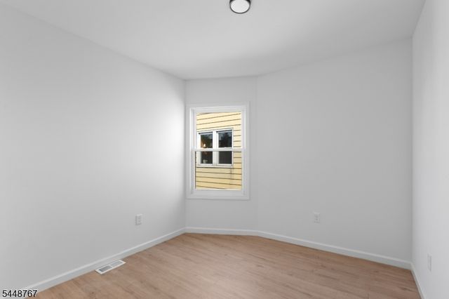 43 Cortland St, Newark City, NJ 07105
