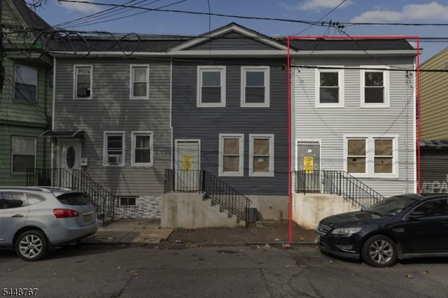 43 Cortland St, Newark City, NJ 07105