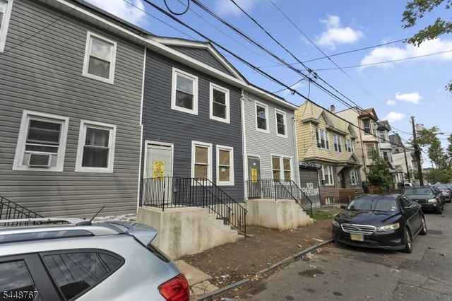 43 Cortland St, Newark City, NJ 07105