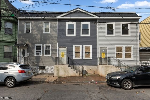 43 Cortland St, Newark City, NJ 07105