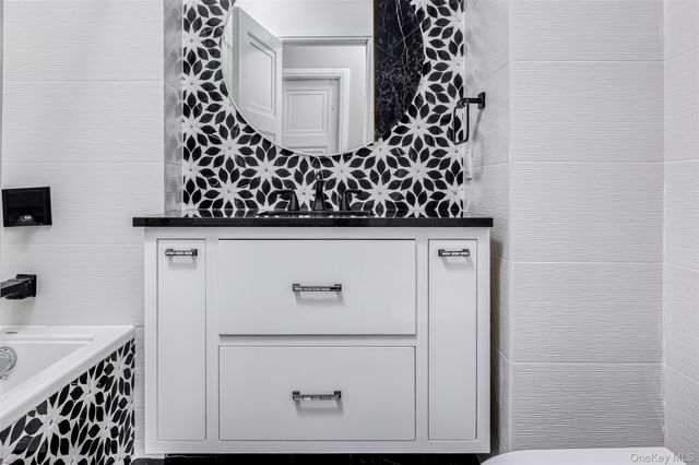 9 Klingher Court, Pomona, NY 10970