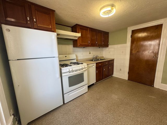 58 Hitchborn Street 2, Boston, MA 02135