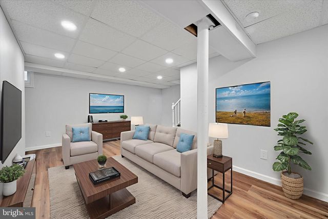 1501 BURMONT, Drexel Hill, PA 19026