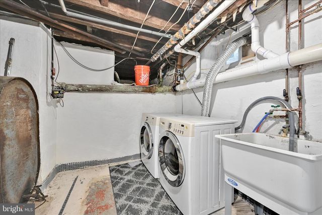 1501 BURMONT, Drexel Hill, PA 19026