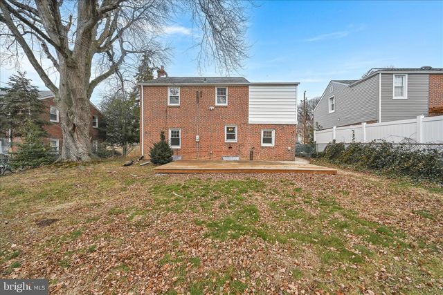 1501 BURMONT, Drexel Hill, PA 19026