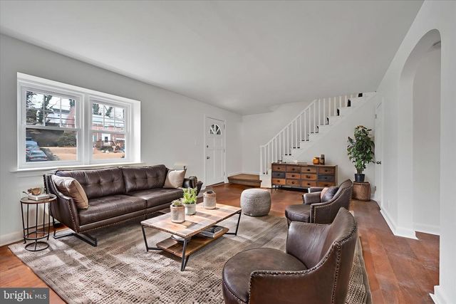 1501 BURMONT, Drexel Hill, PA 19026