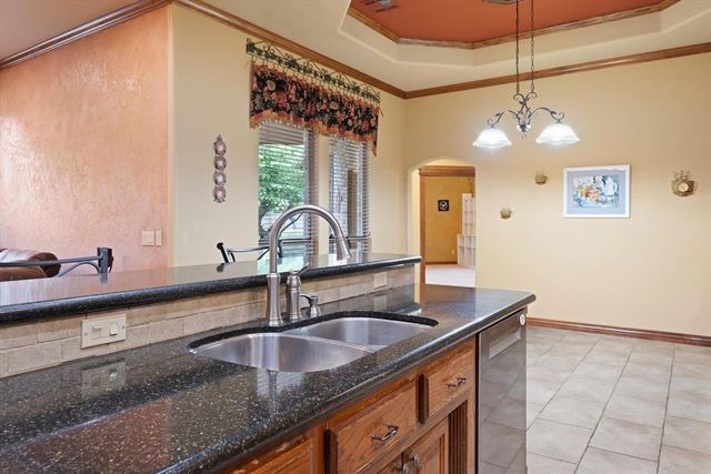 1113 NW 195th Street, Edmond, OK 73012
