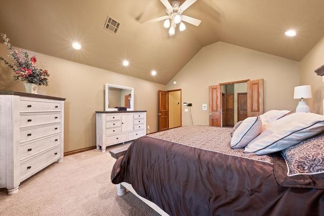 1113 NW 195th Street, Edmond, OK 73012