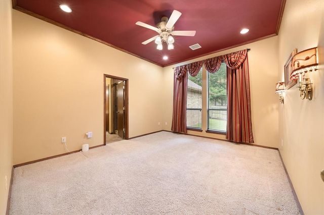 1113 NW 195th Street, Edmond, OK 73012