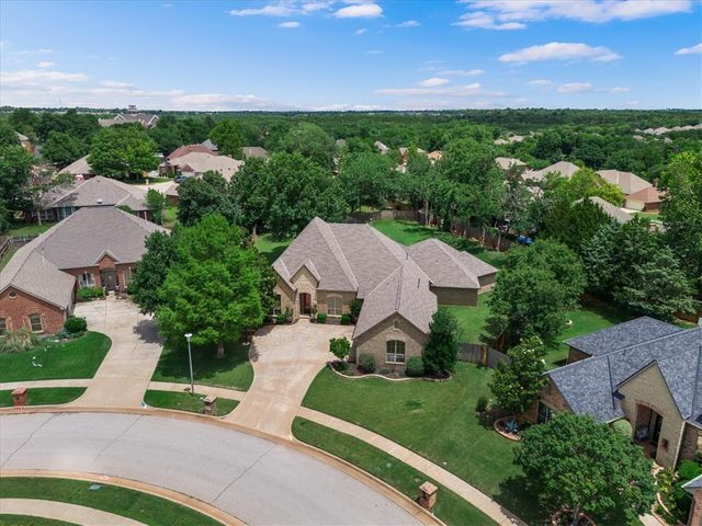 1113 NW 195th Street, Edmond, OK 73012