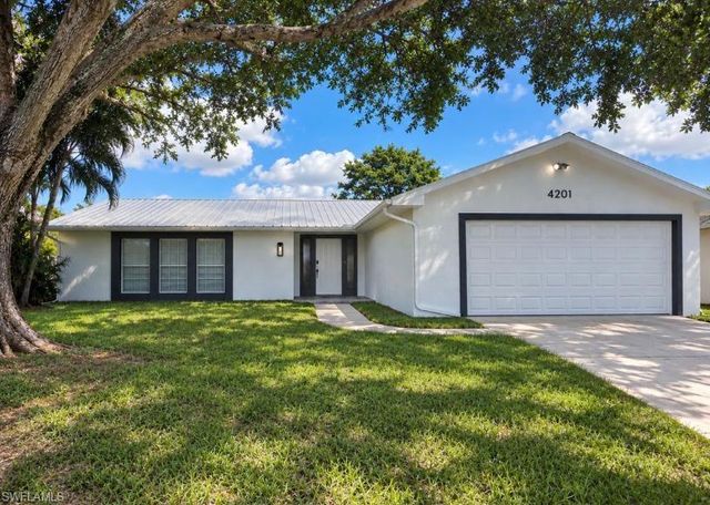 4201 32nd AVE SW, Naples, FL 34116