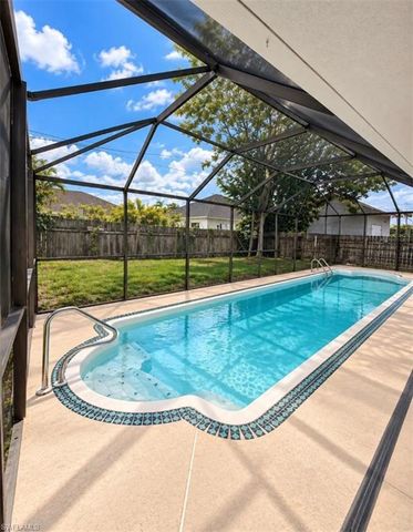 4201 32nd AVE SW, Naples, FL 34116