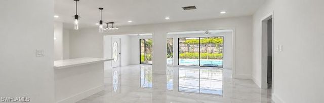 4201 32nd AVE SW, Naples, FL 34116