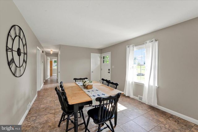 5886 WOODBINE RD, Woodbine, MD 21797