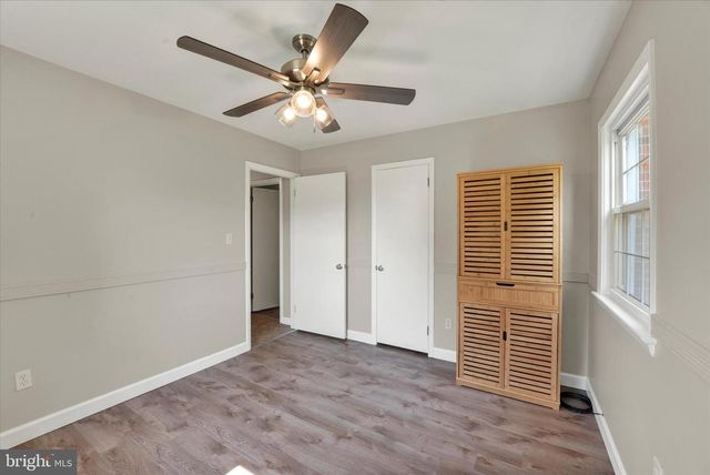 5886 WOODBINE RD, Woodbine, MD 21797