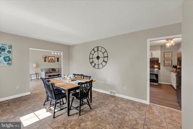 5886 WOODBINE RD, Woodbine, MD 21797