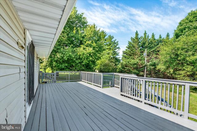 5886 WOODBINE RD, Woodbine, MD 21797