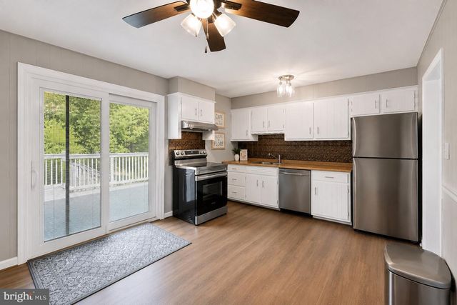 5886 WOODBINE RD, Woodbine, MD 21797