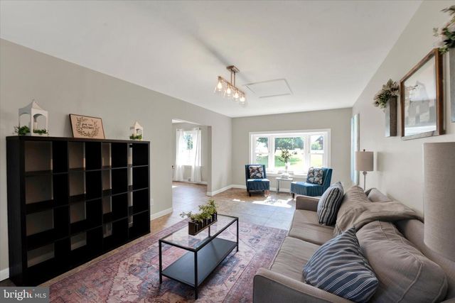 5886 WOODBINE RD, Woodbine, MD 21797