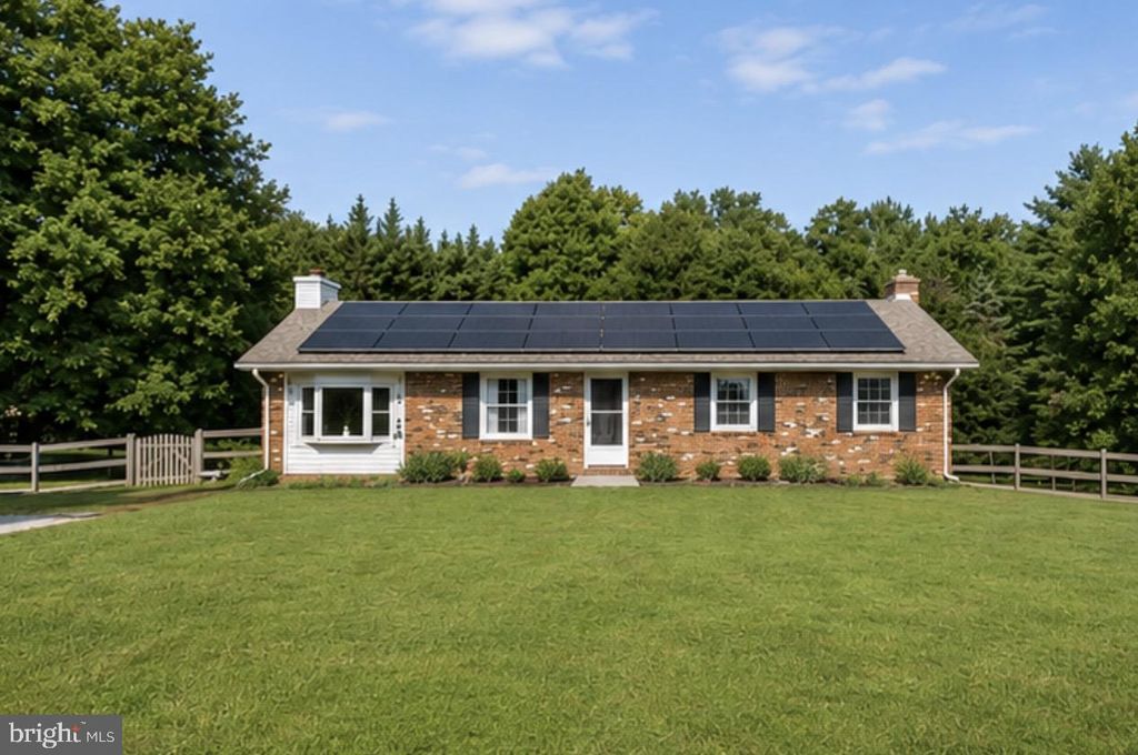 5886 WOODBINE RD, Woodbine, MD 21797