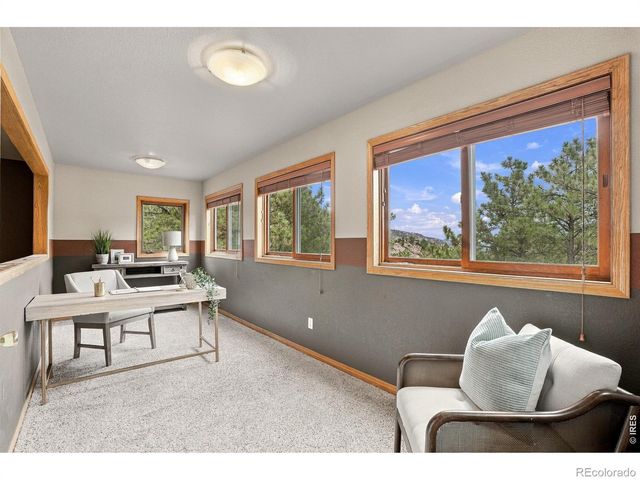 256 Choctaw Road, Lyons, CO 80540