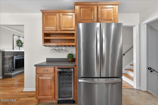 2221 Eastern Parkway, Niskayuna, NY 12309