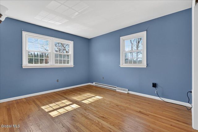 2221 Eastern Parkway, Niskayuna, NY 12309