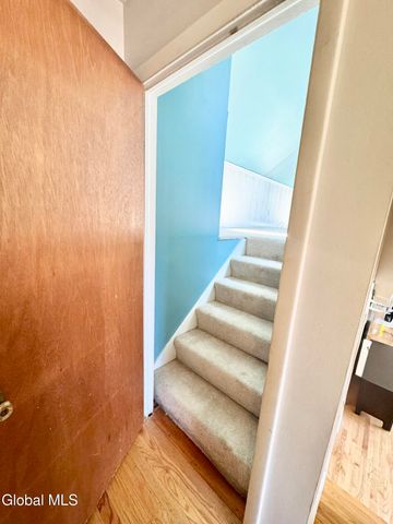 2221 Eastern Parkway, Niskayuna, NY 12309