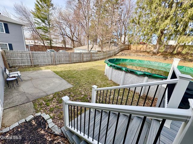 2221 Eastern Parkway, Niskayuna, NY 12309