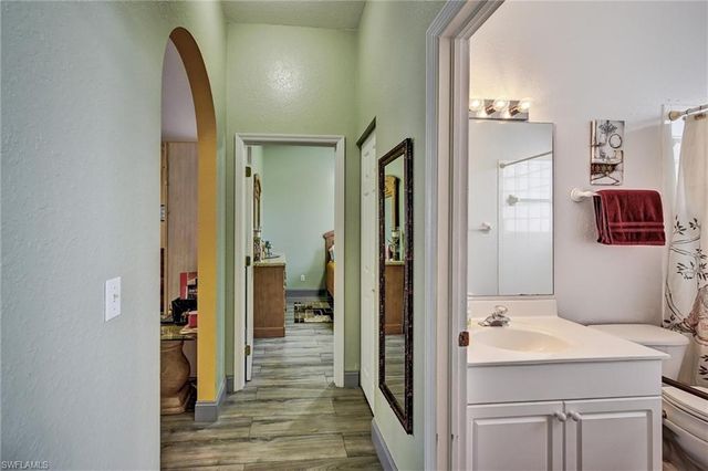 1324 SE 5th PL, Cape Coral, FL 33990