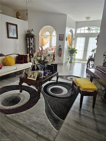 1324 SE 5th PL, Cape Coral, FL 33990