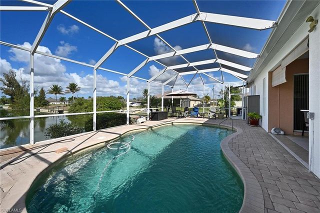 1324 SE 5th PL, Cape Coral, FL 33990