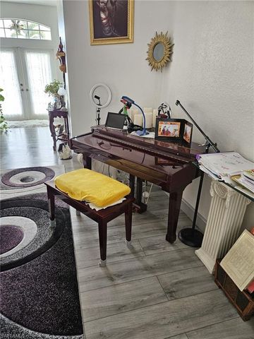 1324 SE 5th PL, Cape Coral, FL 33990