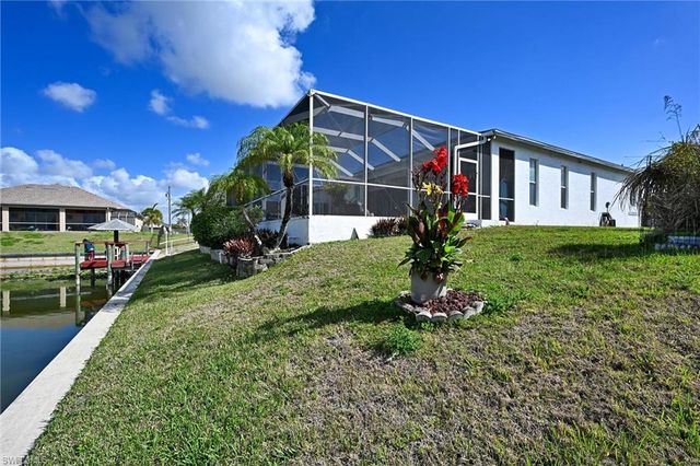 1324 SE 5th PL, Cape Coral, FL 33990