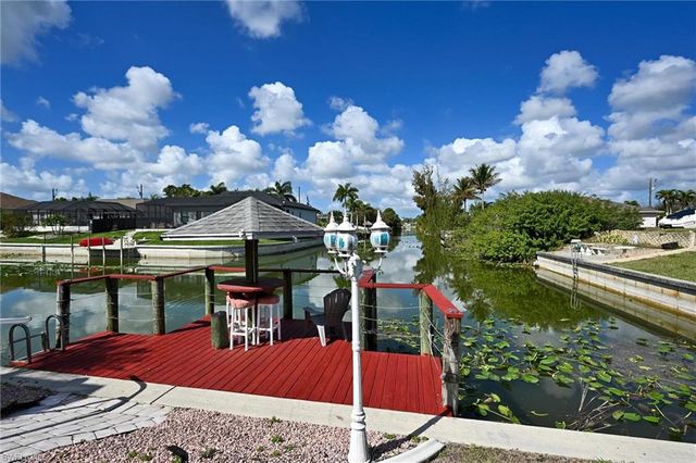 1324 SE 5th PL, Cape Coral, FL 33990