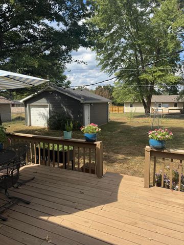 125 E Pennell Street, Bolivar, MO 65613