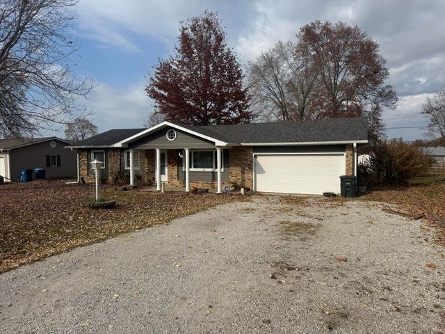 125 E Pennell Street, Bolivar, MO 65613