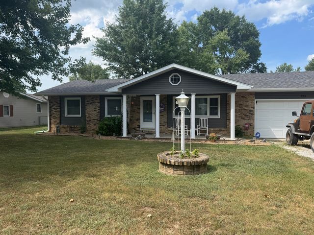 125 E Pennell Street, Bolivar, MO 65613