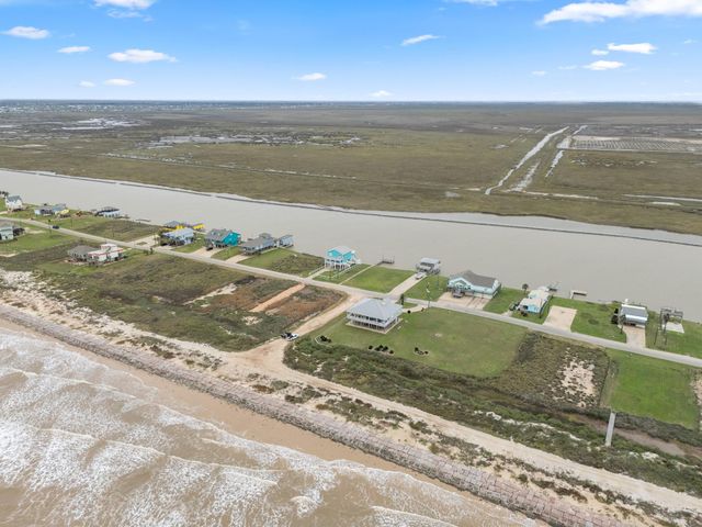 1861 Cr 230 Drive, Sargent, TX 77414