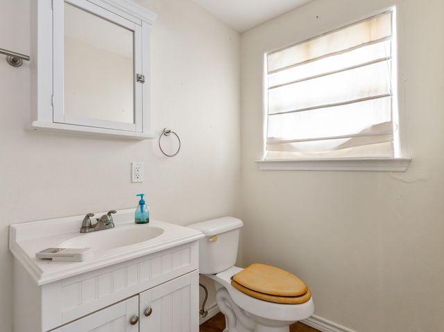 1861 Cr 230 Drive, Sargent, TX 77414