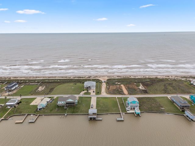 1861 Cr 230 Drive, Sargent, TX 77414